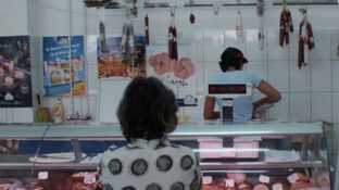 Dialog Neașteptat într O Alimentară Din Vaslui, între Vânzătoare și O Clientă Româncă întoarsă Din Italia: